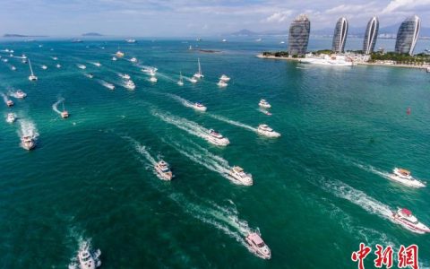 十大配资平台 三亚发布水上旅游管理新规：水上旅游服务项目应明码标价