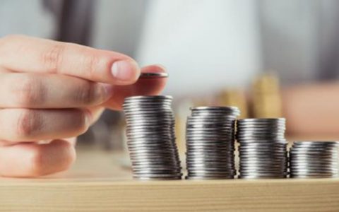 在线股票配资平台配资操作应该把基本面和技术指标相结合