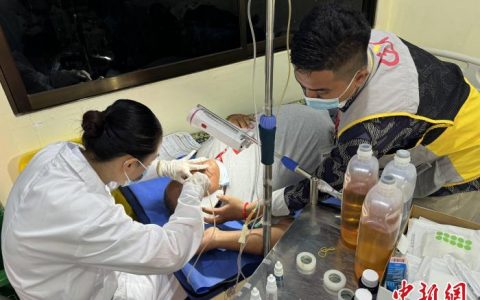 股票配资杠杆 香港共享基金会携手广西医疗队 助万千柬埔寨患者重见光明