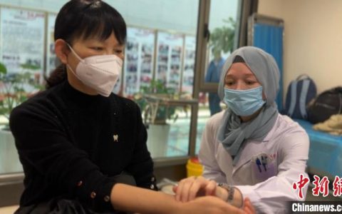 股指配资 俄罗斯夫妇甘肃“中医求学之路”