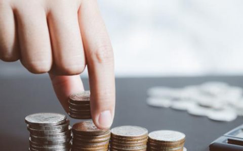 正规的股票配资刚接触炒股配资的投资者如何在股市中赚钱？