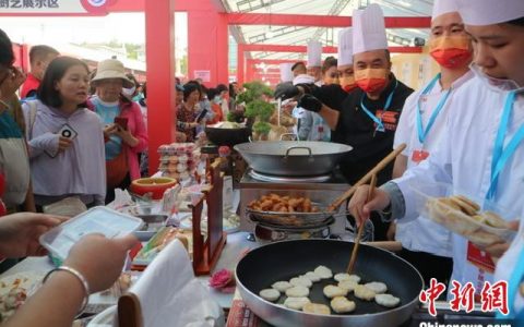 配资利息 各式客家美食汇聚广东梅州 打造舌尖上的“世界客都”