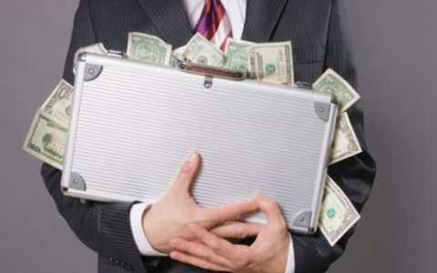 配资公司排名怎么确定配资资金是否进入股市？