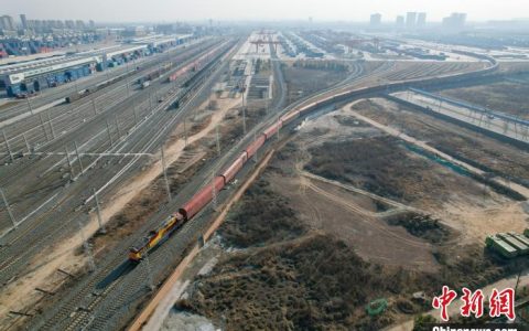 外汇配资 “中国造”商品汽车出口专列开行突破5000列