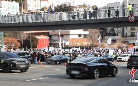 配资开户 韩媒：韩公调处要求国防部和警卫处协助逮捕尹锡悦